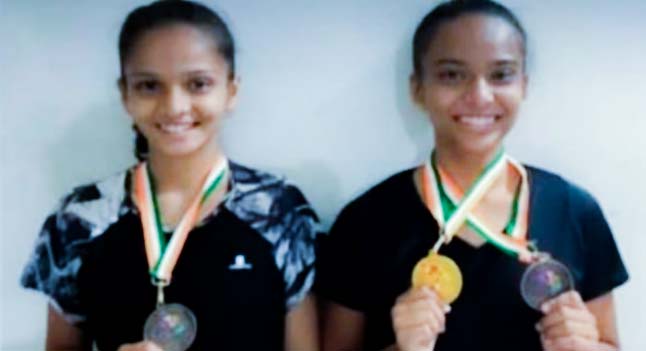 વિશાખાએ એક ગોલ્ડ અને એક બ્રોંઝ તેમજ ઇશિતાએ એક બ્રોંઝ મેડલ મેળવ્યો